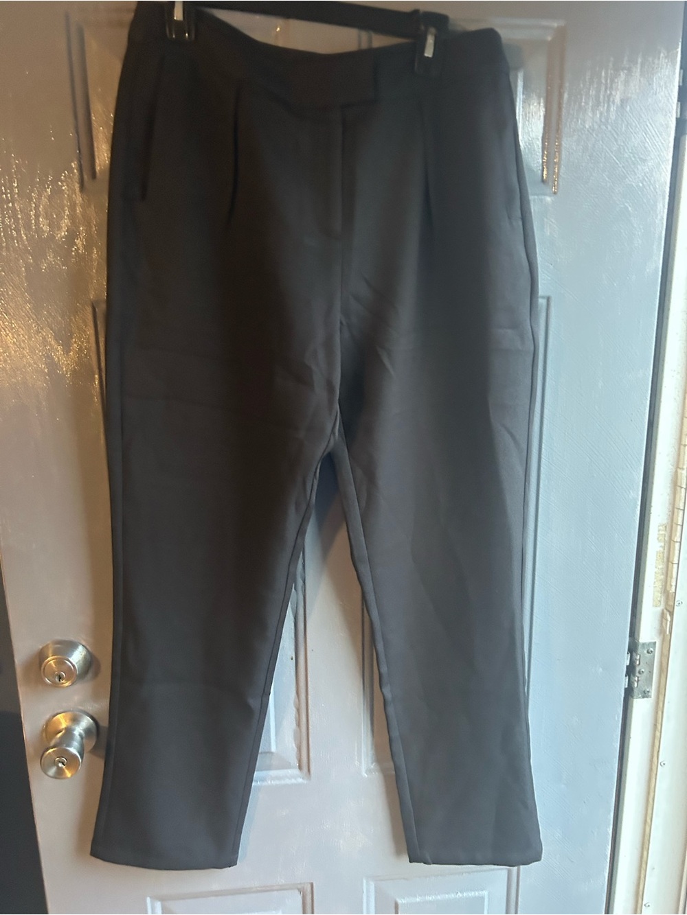 Fate Women’s XL Dress Pants Black Pleated Front 2 Pockets Straight Leg
